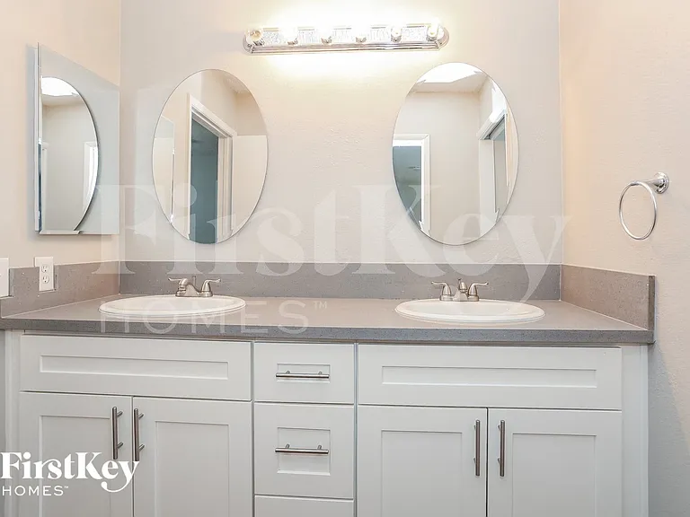 6612 Wheelbarrow Peak Dr — Photo 8