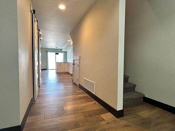 2nd image of 823 Lake Francis Dr