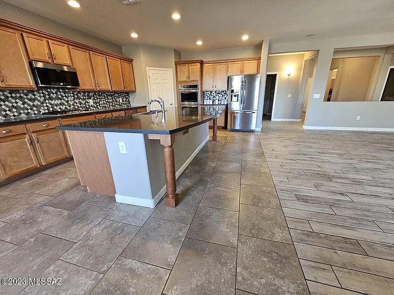 9831 N Melandra Way — Photo 11