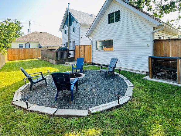 77 Church St, Parry Sound, ON P2A 1Z2