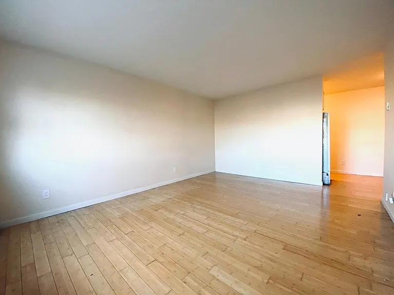 2342 S Austin St — Photo 5