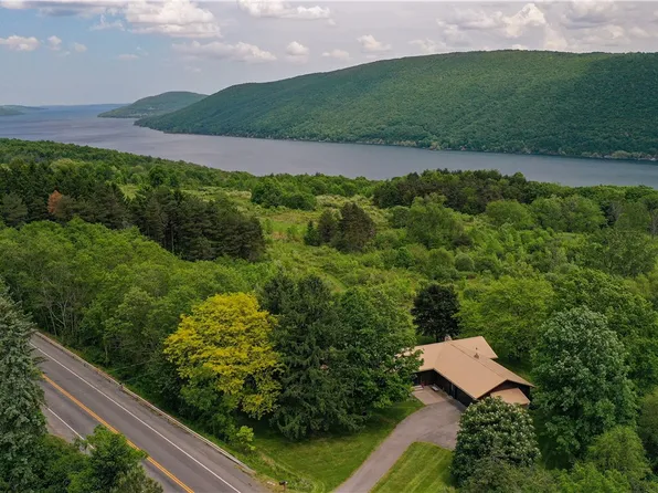 7161 County Road 12, Naples, NY 14512