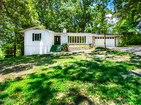 9721 Asheville Hwy, Strawberry Plains, TN 37871