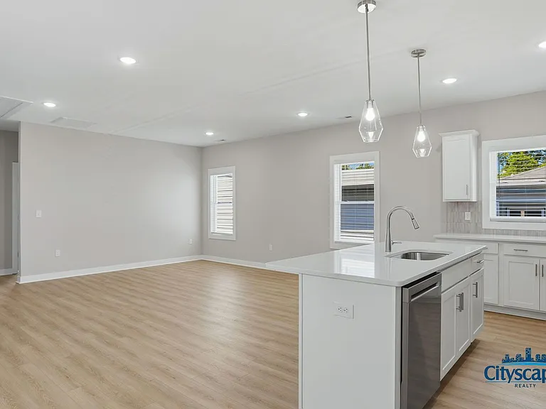 3102 P St #B — Photo 11