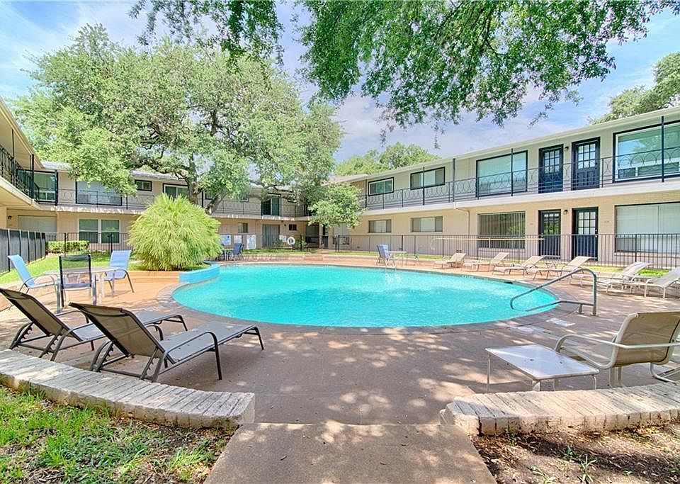 Pool area - 4ft to 8 ft deep - perfect for summer swimming and lounging.