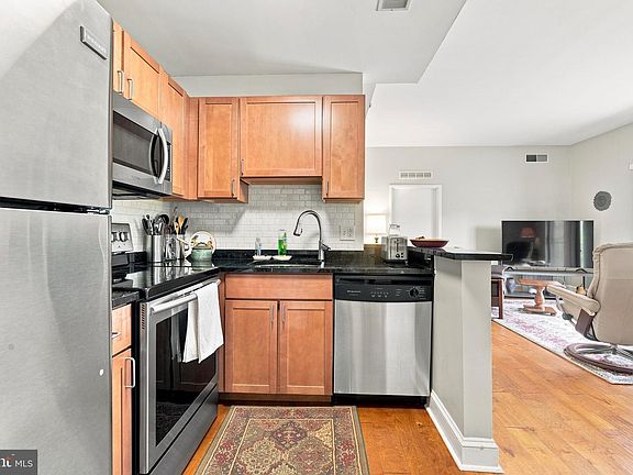 3rd image of 3750 Main St #78-302