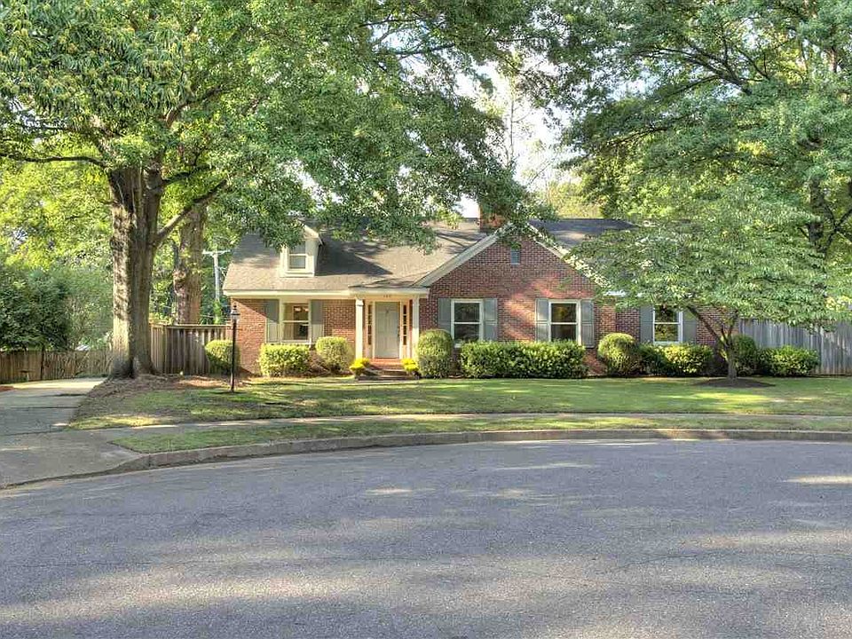 1st image of 400 Goodland Cir