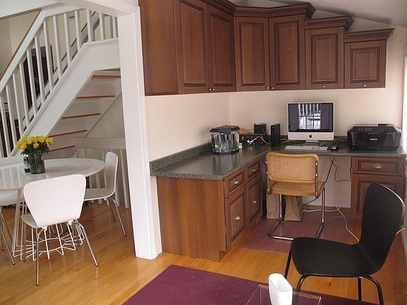 4th image of 1064 Massachusetts Ave #2