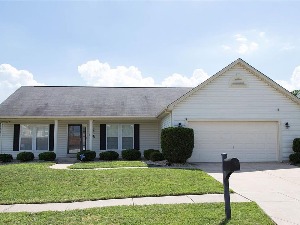 1st image of 3136 Meadow Pass Dr