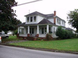 711 Jefferson St, Elizabeth City, NC 27909