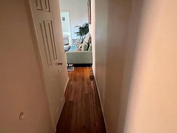 5th image of 264 E 2nd St #3W