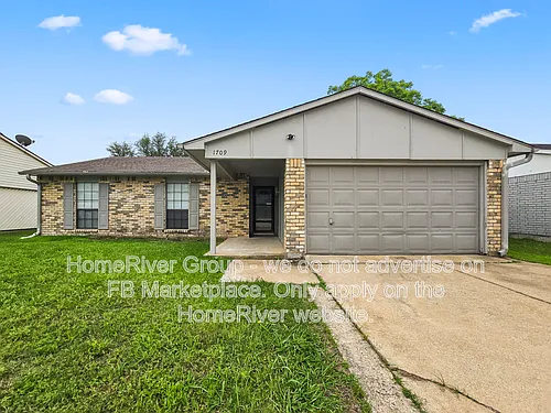 1709 Clark Trl Photo 1
