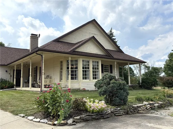 13440 Westbrook Rd, Brookville, OH 45309