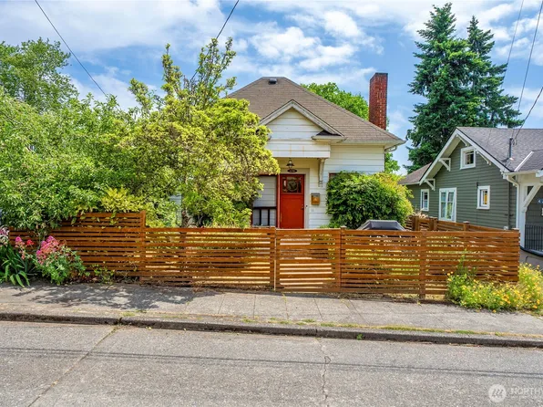 4228 1st Avenue NE, Seattle, WA 98105