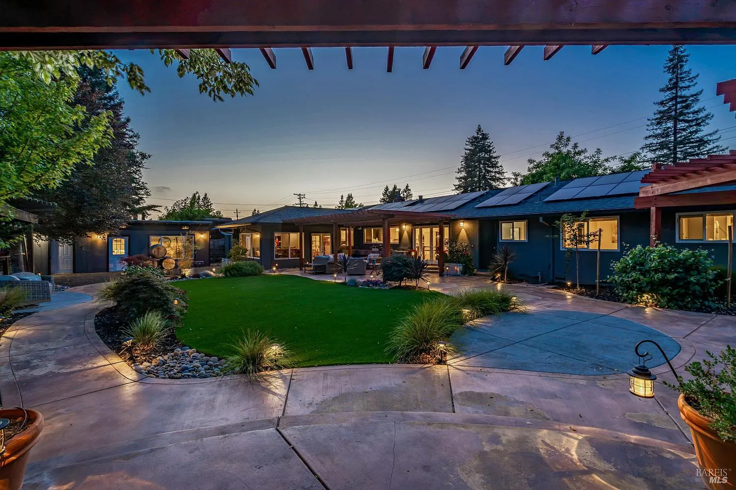 419 Mayfield Drive - Photo 5