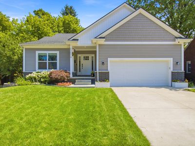 23070 Meadowlark St, Oak Park, MI, 48237