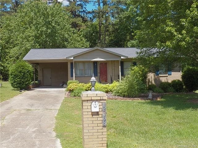 2nd image of 2968 Wesley Ln