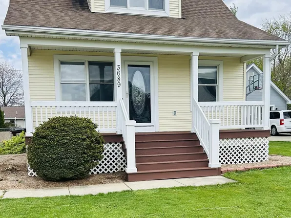 3689 Country Side Dr, Adrian, MI 49221