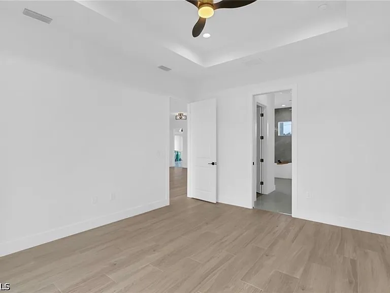 133 West Dr — Photo 14