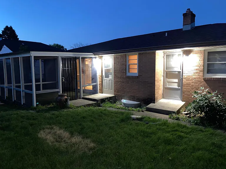 724 Hoban Ave — Photo 3