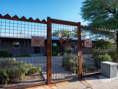 2930 E Hawthorne St, Tucson, AZ, 85716