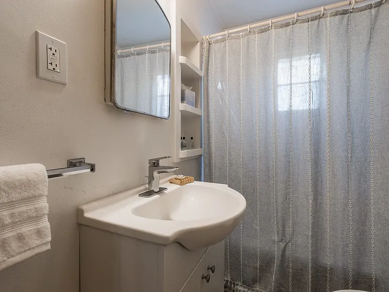 1413 Marble Ave NW — Photo 13