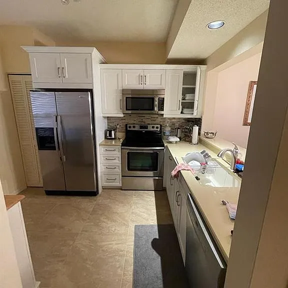 1096 Woodshire Ln #C106 — Photo 14