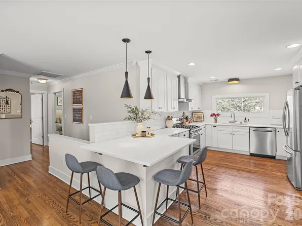 4418 Murrayhill Rd, Charlotte, NC 28209