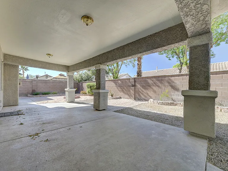 1218 Starstone Ct — Photo 35
