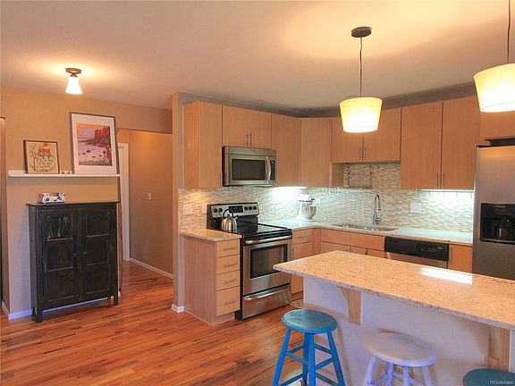 5th image of 1915 Centennial Dr #B