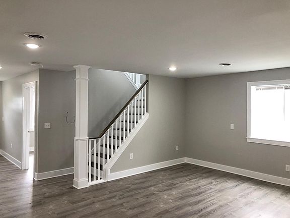 2nd image of 90 Roseville St