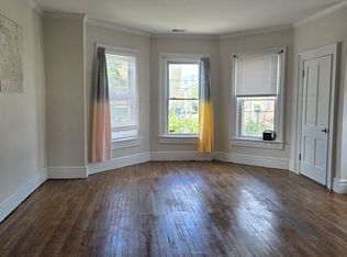 501 W King St APT 4, Martinsburg, WV 25401