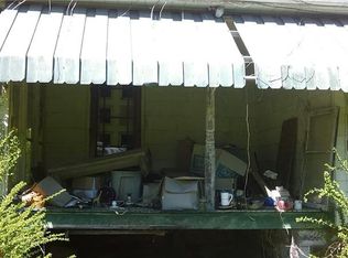 285 Lakeview Dr, Washington, PA 15301