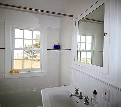80 Peconic Ave — Photo 17