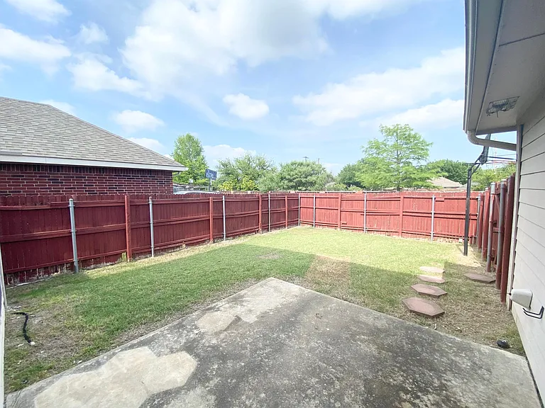 1618 Arbor Creek Dr — Photo 20
