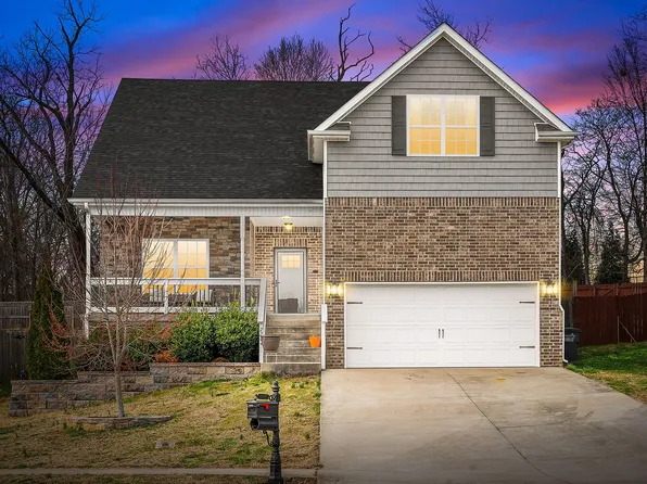 2204 Killington Dr, Clarksville, TN 37040