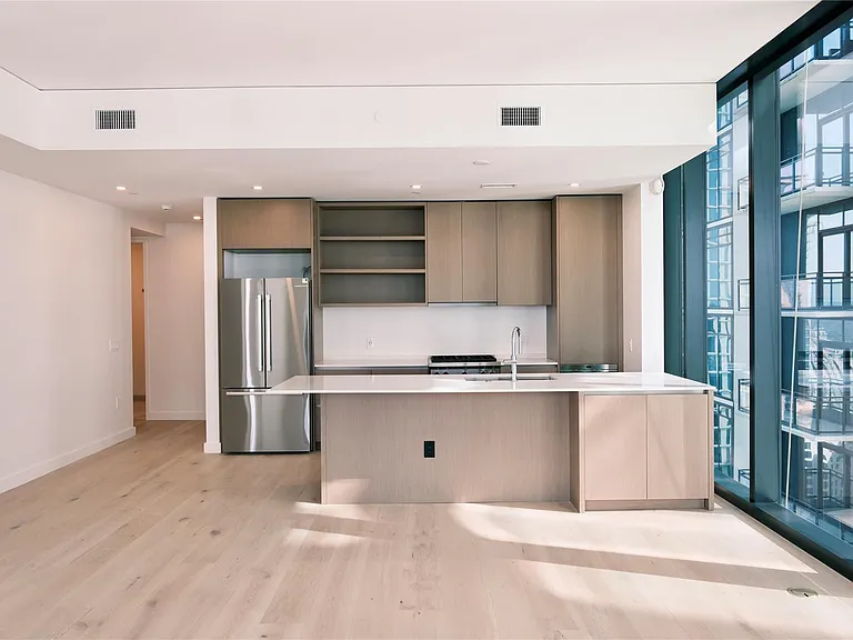 610 Davis St #2708 — Photo 1