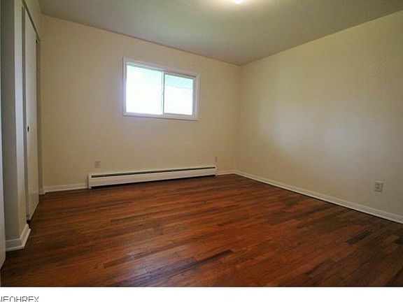 5th image of 7533 Chillicothe Rd