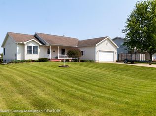 107 Carlow St, Eaton Rapids, MI 48827
