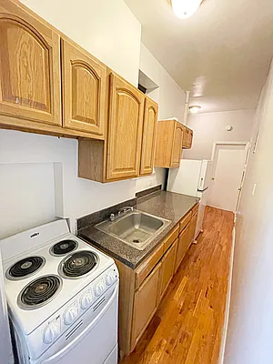 Rented by Compass | media 4