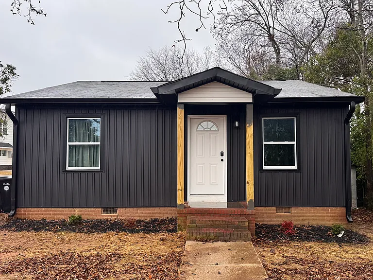 13 Douglas Ave NW — Photo 5