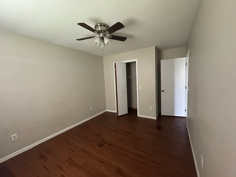 4303 N Morgan Ct — Photo 23
