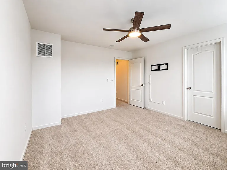4811 Hicks Dr — Photo 17