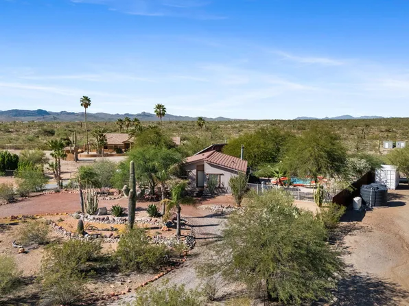 42210 N CASTLE HOT SPRINGS Road N, Morristown, AZ 85342