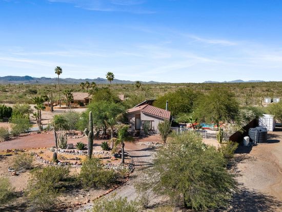 42210 N CASTLE HOT SPRINGS Road N, Morristown, AZ 85342