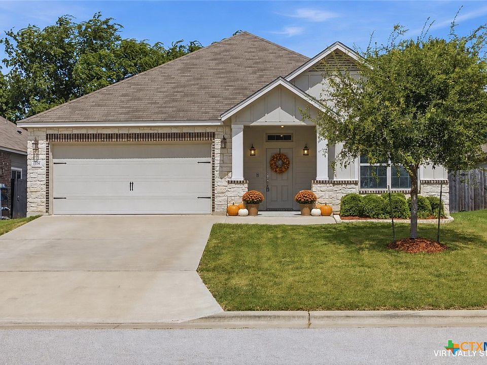 1st image of 1104 Pinwheel Dr