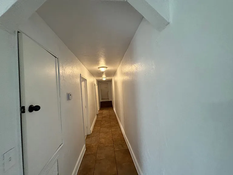 715 E Plymouth Ave — Photo 11