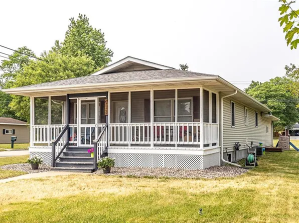 923 Tyler Street, Black River Falls, WI 54615
