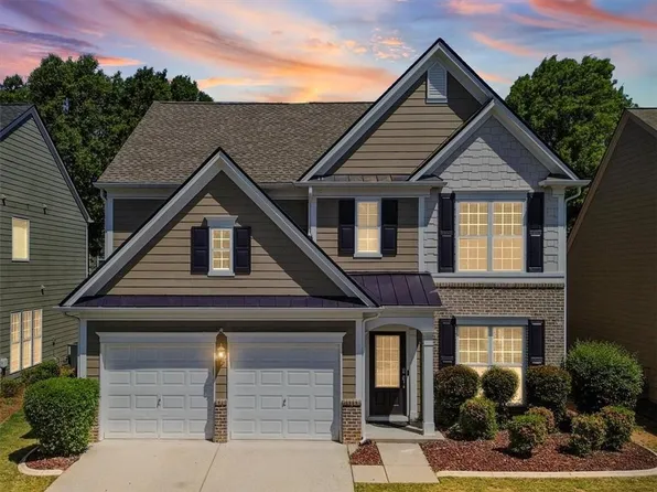 825 Poplar Ter, Canton, GA 30115