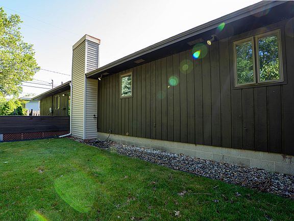 4th image of 3127 Haverhill Ct